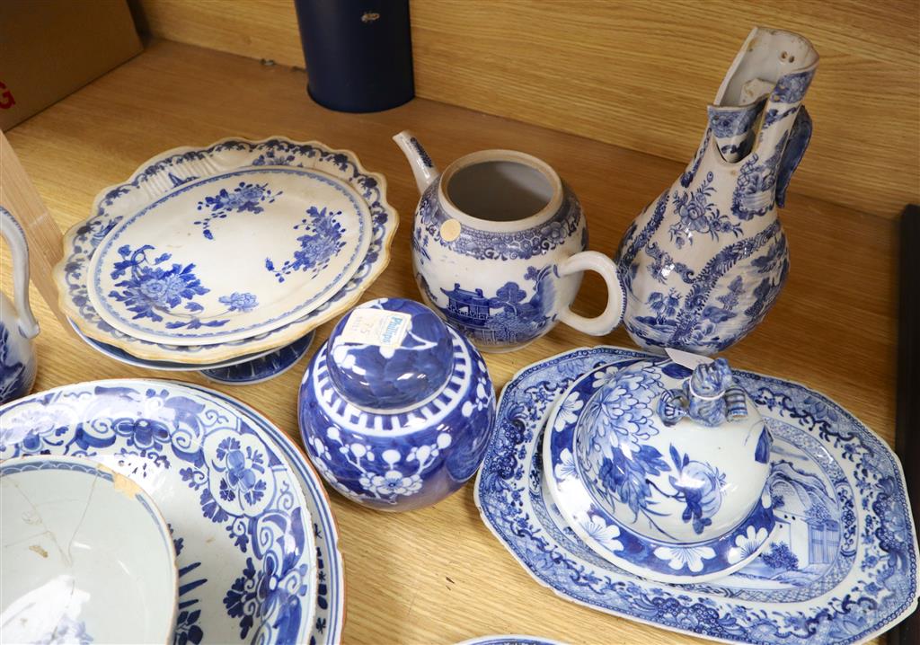 Mixed Chinese blue and white ceramics, 18th and 19th century, mostly damaged